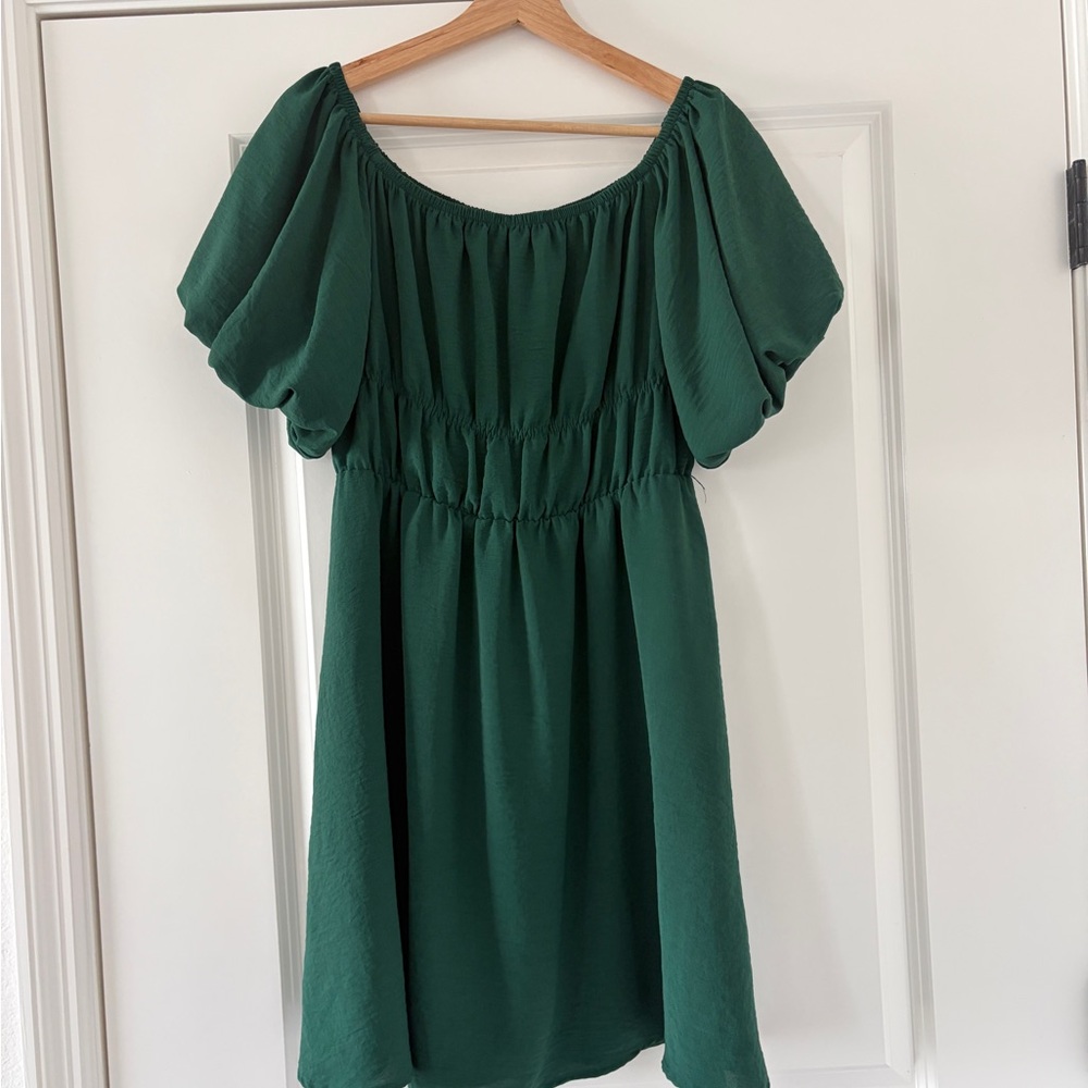 Elegant Green Women's Dress